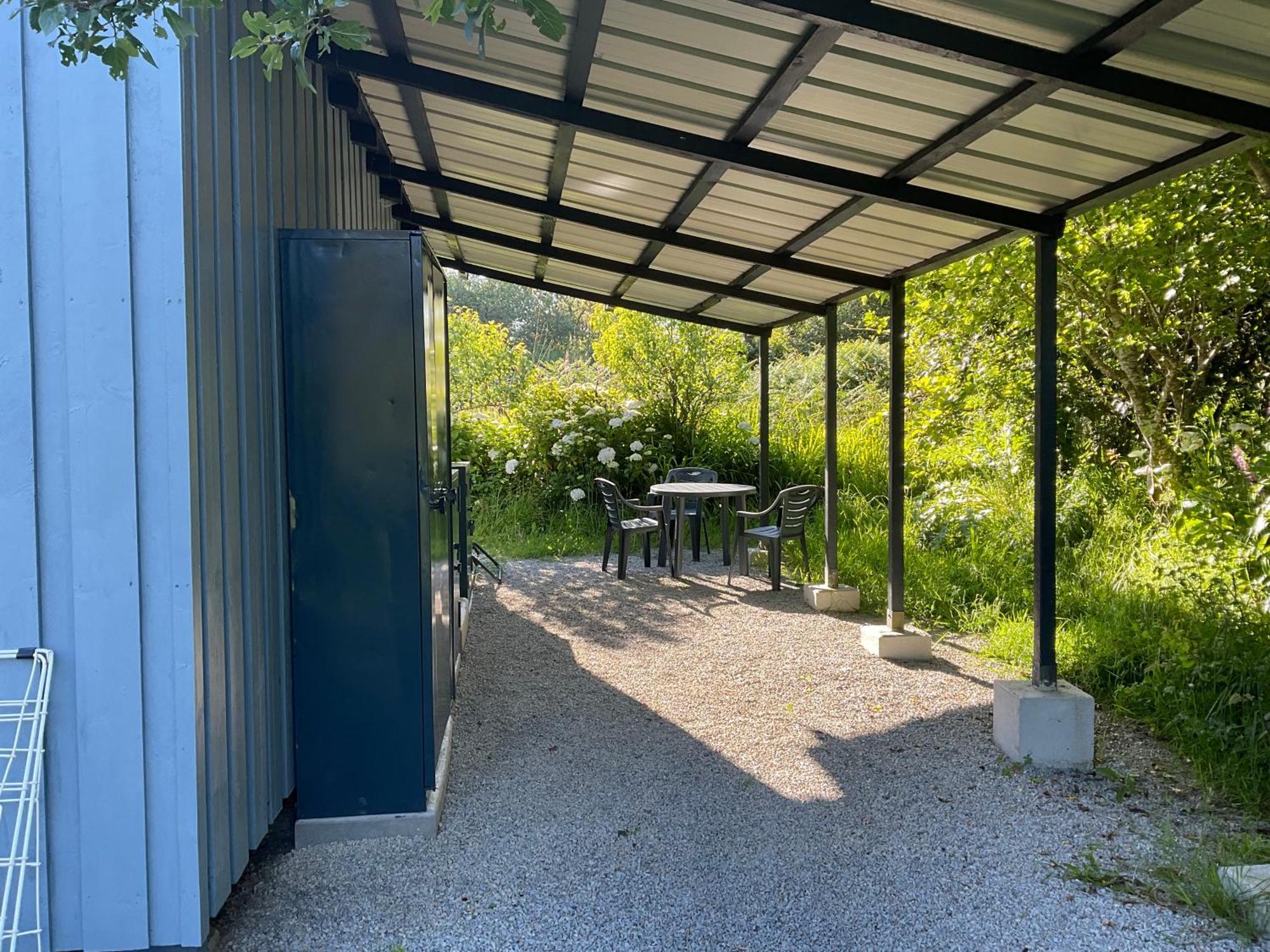 Les Gites De La Fabrique Roscanvel Exteriör bild